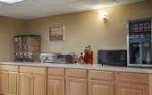 Туры в отель Inn on Storrs Туры в отель Inn on Storrs