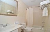 Туры в отель Inn on Storrs Туры в отель Inn on Storrs
