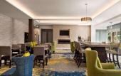 Туры в отель La Quinta Inn & Suites by Wyndham Orlando - IDrive Theme Parks Туры в отель La Quinta Inn & Suites by Wyndham Orlando - IDrive Theme Parks