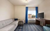 Туры в отель La Quinta Inn & Suites by Wyndham Orlando - IDrive Theme Parks Туры в отель La Quinta Inn & Suites by Wyndham Orlando - IDrive Theme Parks