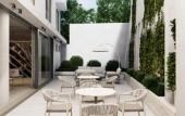 Туры в отель Leon Hotel & Lounge Туры в отель Leon Hotel & Lounge
