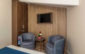 Туры в отель Airport Waves Hotel Туры в отель Airport Waves Hotel