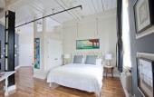Туры в отель Henry Norman Hotel Туры в отель Henry Norman Hotel