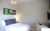 Туры в отель Henry Norman Hotel Туры в отель Henry Norman Hotel