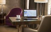 Туры в отель Hotel De Anza by IHG Туры в отель Hotel De Anza by IHG