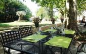 Туры в отель Hotel-Restaurant Les Oliviers Туры в отель Hotel-Restaurant Les Oliviers