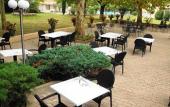 Туры в отель Hotel-Restaurant Les Oliviers Туры в отель Hotel-Restaurant Les Oliviers