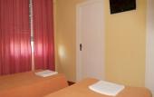 Туры в отель Pension Perez Montilla Туры в отель Pension Perez Montilla