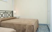 Туры в отель Pension Perez Montilla Туры в отель Pension Perez Montilla