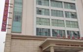 Туры в отель Vienna Hotel (Foshan West Railway Station Airport Branch) Туры в отель Vienna Hotel (Foshan West Railway Station Airport Branch)