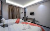 Туры в отель Vienna Hotel (Newly Renovated 2025) Туры в отель Vienna Hotel (Newly Renovated 2025)