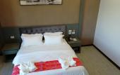 Туры в отель Vienna Hotel (Newly Renovated 2025) Туры в отель Vienna Hotel (Newly Renovated 2025)