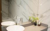 Туры в отель AQ Tailored Suites Туры в отель AQ Tailored Suites