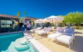 Туры в отель Fleur Noire Hotel - 21 and Over Туры в отель Fleur Noire Hotel - 21 and Over