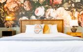 Туры в отель Fleur Noire Hotel - 21 and Over Туры в отель Fleur Noire Hotel - 21 and Over