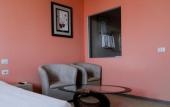 Туры в отель Queen Hotel Туры в отель Queen Hotel