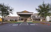 Туры в отель La Quinta Inn & Suites by Wyndham Portland NW Туры в отель La Quinta Inn & Suites by Wyndham Portland NW