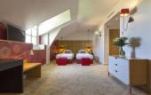 Туры в отель Hotel de Silhouette Туры в отель Hotel de Silhouette