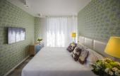 Туры в отель Hotel de Silhouette Туры в отель Hotel de Silhouette