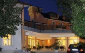 Туры в отель Hotel Sonia Self Check In Only Туры в отель Hotel Sonia Self Check In Only
