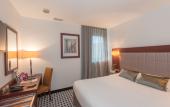 Туры в отель Kyriad Limoges Centre - Gare - Atrium Туры в отель Kyriad Limoges Centre - Gare - Atrium