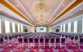 Туры в отель Holiday Inn Express Zhengzhou Туры в отель Holiday Inn Express Zhengzhou