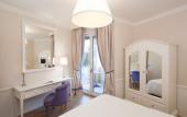 Туры в отель La Malandrina Apartments & Suites Туры в отель La Malandrina Apartments & Suites