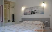 Туры в отель Hotel Martinez Grenay Туры в отель Hotel Martinez Grenay