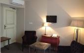 Туры в отель Hotel de l'Amphitheatre Туры в отель Hotel de l'Amphitheatre