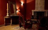 Туры в отель Hotel de l'Amphitheatre Туры в отель Hotel de l'Amphitheatre