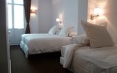 Туры в отель Urban Style Biarritz Hotel du Relais Туры в отель Urban Style Biarritz Hotel du Relais
