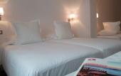 Туры в отель Urban Style Biarritz Hotel du Relais Туры в отель Urban Style Biarritz Hotel du Relais