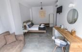 Туры в отель Deluxe Suites Туры в отель Deluxe Suites