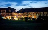 Туры в отель Hotel Restaurant Les Bergeronnettes Туры в отель Hotel Restaurant Les Bergeronnettes