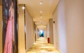 Туры в отель Vienna Hotel (Chongqing Lijiatuo Pedestrian Street) Туры в отель Vienna Hotel (Chongqing Lijiatuo Pedestrian Street)