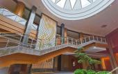 Туры в отель HUALUXE Hotels and Resorts NINGBO HARBOR CITY Туры в отель HUALUXE Hotels and Resorts NINGBO HARBOR CITY