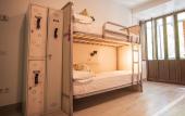 Туры в отель La Flamenka Hostel Туры в отель La Flamenka Hostel