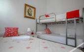Туры в отель La Flamenka Hostel Туры в отель La Flamenka Hostel