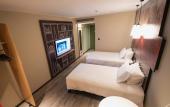 Туры в отель Ibis Hotel (Chengdu Wide and Narrow Alleys Central Hotel) Туры в отель Ibis Hotel (Chengdu Wide and Narrow Alleys Central Hotel)