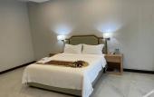 Туры в отель East Holiday Hotel Туры в отель East Holiday Hotel