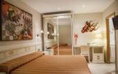Туры в отель Hotel Versalles Туры в отель Hotel Versalles