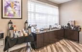 Туры в отель La Quinta Inn & Suites by Wyndham Orlando Airport Туры в отель La Quinta Inn & Suites by Wyndham Orlando Airport