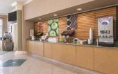 Туры в отель La Quinta Inn & Suites by Wyndham Orlando Airport Туры в отель La Quinta Inn & Suites by Wyndham Orlando Airport