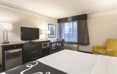 Туры в отель La Quinta Inn & Suites by Wyndham Orlando Airport Туры в отель La Quinta Inn & Suites by Wyndham Orlando Airport