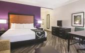 Туры в отель La Quinta Inn & Suites by Wyndham Orlando Airport Туры в отель La Quinta Inn & Suites by Wyndham Orlando Airport