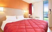 Туры в отель Kyriad ECO - Suresnes - La Defense Туры в отель Kyriad ECO - Suresnes - La Defense