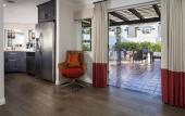 Туры в отель Triada Palm Springs, Autograph Collection by Marriott Туры в отель Triada Palm Springs, Autograph Collection by Marriott