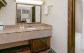 Туры в отель Super 8 by Wyndham Noman West Туры в отель Super 8 by Wyndham Noman West