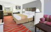 Туры в отель Super 8 by Wyndham Noman West Туры в отель Super 8 by Wyndham Noman West