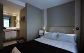 Туры в отель Hotel Le Cinq Hyper Centre Ville Туры в отель Hotel Le Cinq Hyper Centre Ville